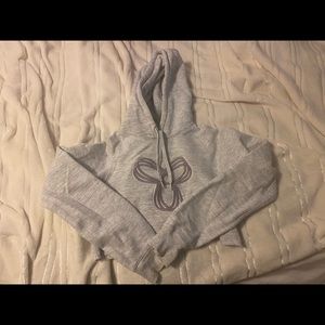 Grey TNA sweater